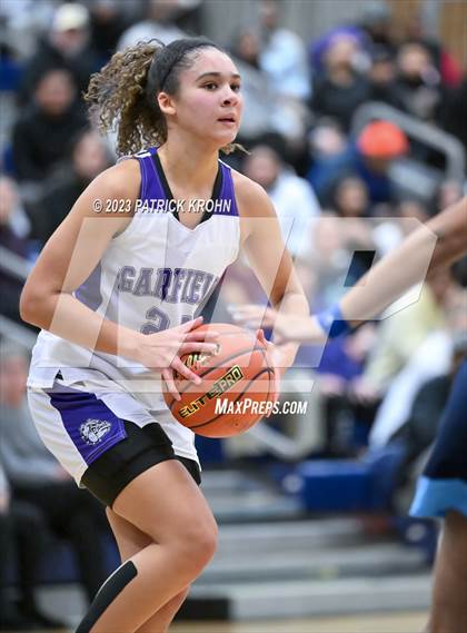 Thumbnail 3 in Meadowdale vs Garfield (Opening Round) photogallery.