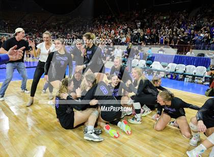 Thumbnail 3 in Resurrection Christian vs. University (CHSAA 3A Final) photogallery.