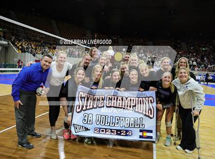 Thumbnail 3 in Resurrection Christian vs. University (CHSAA 3A Final) photogallery.
