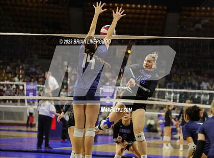 Thumbnail 3 in Resurrection Christian vs. University (CHSAA 3A Final) photogallery.