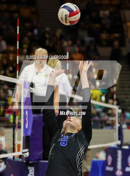 Thumbnail 2 in Resurrection Christian vs. University (CHSAA 3A Final) photogallery.