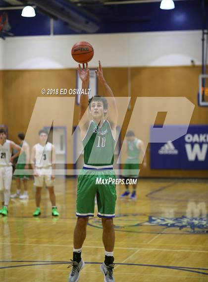 Thumbnail 2 in Branson vs. Bishop Manogue (Damian Lillard Classic Final) photogallery.