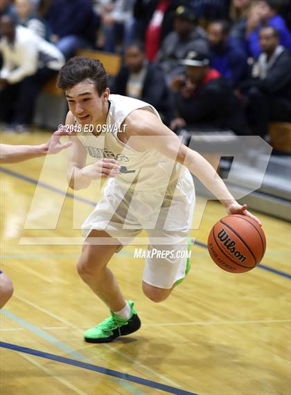 Thumbnail 3 in Branson vs. Bishop Manogue (Damian Lillard Classic Final) photogallery.