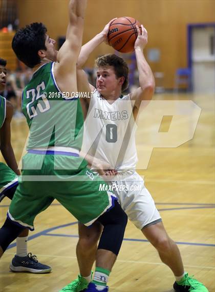 Thumbnail 1 in Branson vs. Bishop Manogue (Damian Lillard Classic Final) photogallery.
