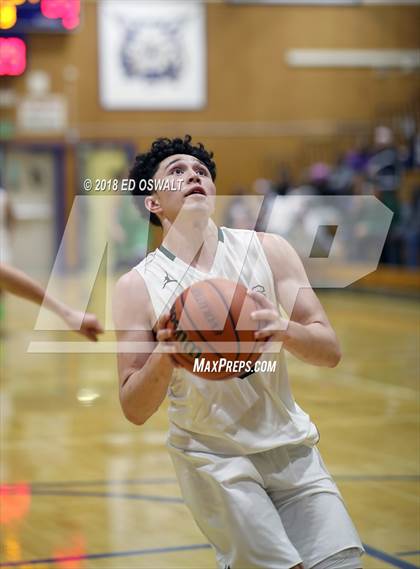 Thumbnail 1 in Branson vs. Bishop Manogue (Damian Lillard Classic Final) photogallery.