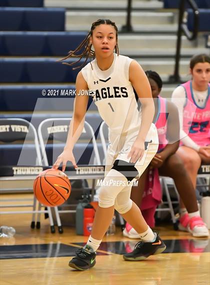 Thumbnail 1 in Example Academy (IL) vs AZ Elite Prep  (Nike Tournament of Champions) photogallery.