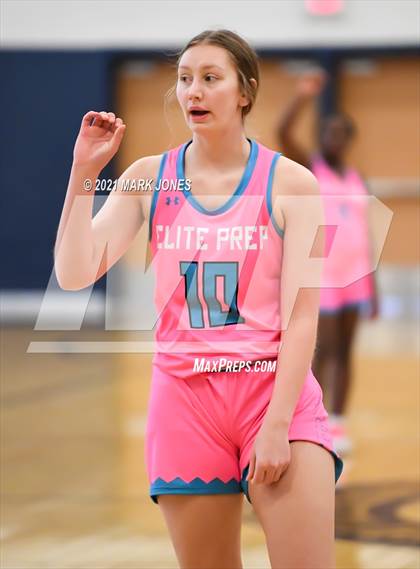 Thumbnail 1 in Example Academy (IL) vs AZ Elite Prep  (Nike Tournament of Champions) photogallery.