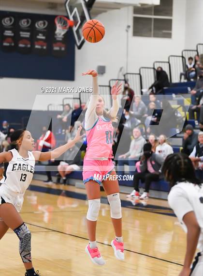 Thumbnail 3 in Example Academy (IL) vs AZ Elite Prep  (Nike Tournament of Champions) photogallery.