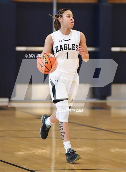 Thumbnail 3 in Example Academy (IL) vs AZ Elite Prep  (Nike Tournament of Champions) photogallery.