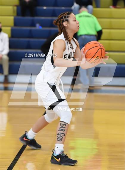 Thumbnail 3 in Example Academy (IL) vs AZ Elite Prep  (Nike Tournament of Champions) photogallery.