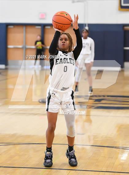 Thumbnail 3 in Example Academy (IL) vs AZ Elite Prep  (Nike Tournament of Champions) photogallery.