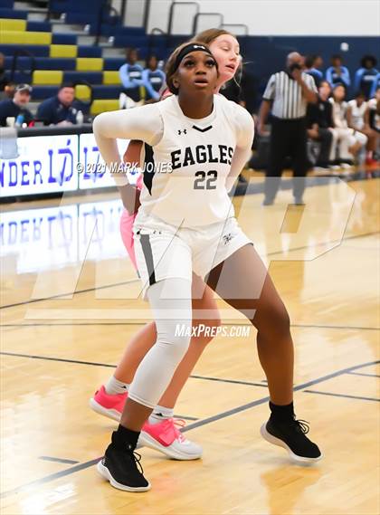 Thumbnail 3 in Example Academy (IL) vs AZ Elite Prep  (Nike Tournament of Champions) photogallery.