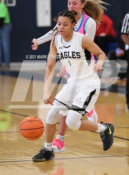 Thumbnail 1 in Example Academy (IL) vs AZ Elite Prep  (Nike Tournament of Champions) photogallery.
