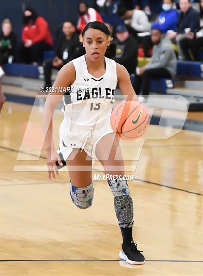 Thumbnail 2 in Example Academy (IL) vs AZ Elite Prep  (Nike Tournament of Champions) photogallery.