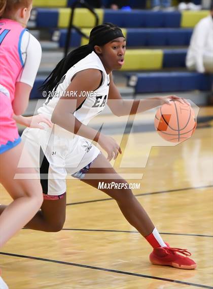 Thumbnail 3 in Example Academy (IL) vs AZ Elite Prep  (Nike Tournament of Champions) photogallery.