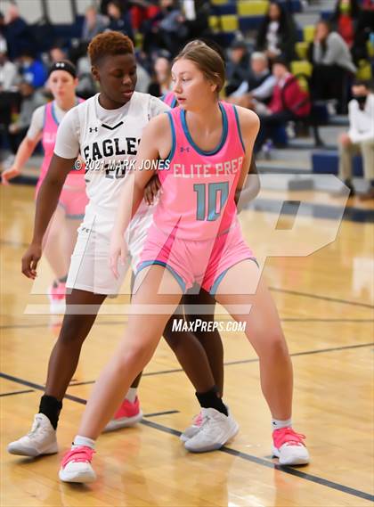 Thumbnail 1 in Example Academy (IL) vs AZ Elite Prep  (Nike Tournament of Champions) photogallery.