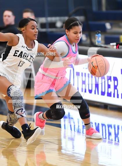 Thumbnail 1 in Example Academy (IL) vs AZ Elite Prep  (Nike Tournament of Champions) photogallery.
