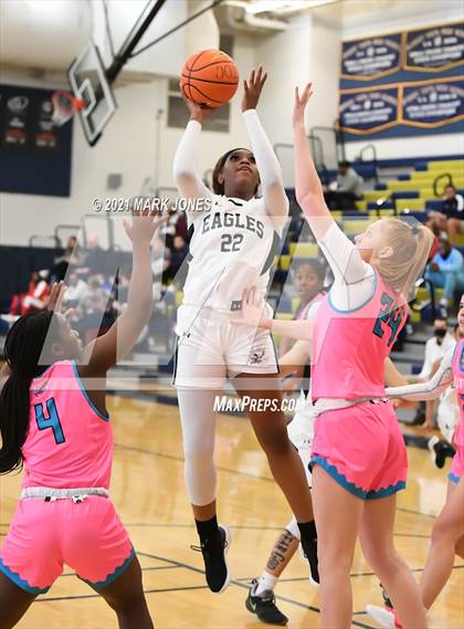 Thumbnail 2 in Example Academy (IL) vs AZ Elite Prep  (Nike Tournament of Champions) photogallery.