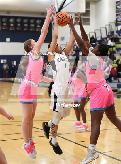Thumbnail 2 in Example Academy (IL) vs AZ Elite Prep  (Nike Tournament of Champions) photogallery.