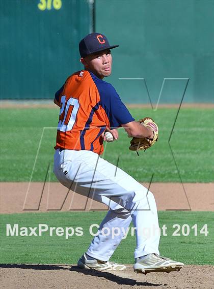 Thumbnail 1 in Central Catholic vs. Cosumnes Oaks photogallery.