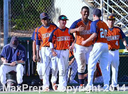 Thumbnail 2 in Central Catholic vs. Cosumnes Oaks photogallery.