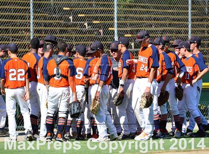 Thumbnail 2 in Central Catholic vs. Cosumnes Oaks photogallery.