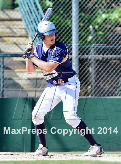 Thumbnail 2 in Central Catholic vs. Cosumnes Oaks photogallery.