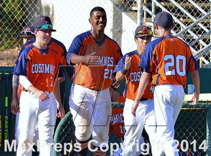 Thumbnail 1 in Central Catholic vs. Cosumnes Oaks photogallery.
