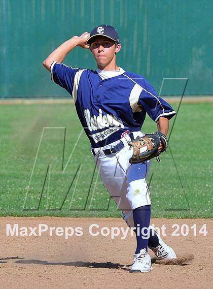 Thumbnail 2 in Central Catholic vs. Cosumnes Oaks photogallery.