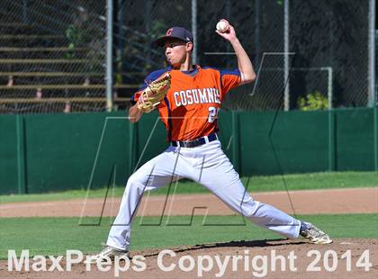 Thumbnail 3 in Central Catholic vs. Cosumnes Oaks photogallery.