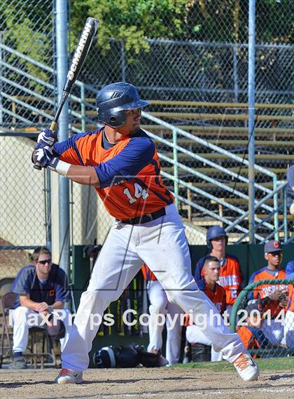 Thumbnail 3 in Central Catholic vs. Cosumnes Oaks photogallery.