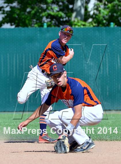 Thumbnail 3 in Central Catholic vs. Cosumnes Oaks photogallery.