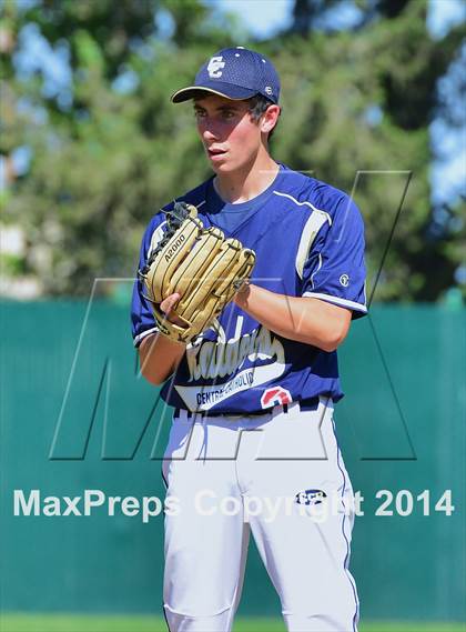 Thumbnail 3 in Central Catholic vs. Cosumnes Oaks photogallery.