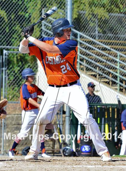 Thumbnail 1 in Central Catholic vs. Cosumnes Oaks photogallery.