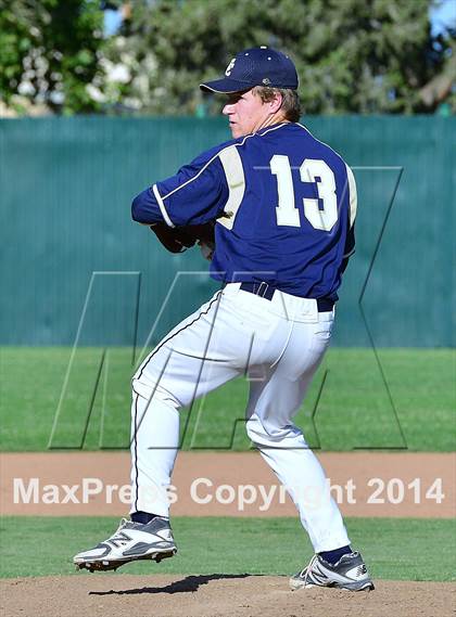 Thumbnail 1 in Central Catholic vs. Cosumnes Oaks photogallery.