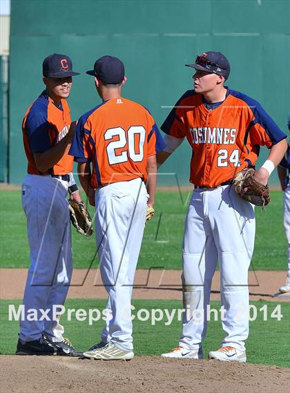 Thumbnail 1 in Central Catholic vs. Cosumnes Oaks photogallery.