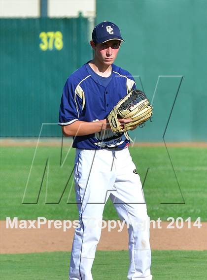 Thumbnail 2 in Central Catholic vs. Cosumnes Oaks photogallery.