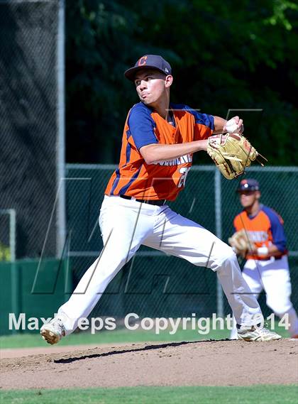 Thumbnail 2 in Central Catholic vs. Cosumnes Oaks photogallery.