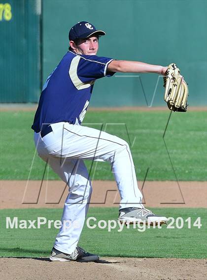 Thumbnail 1 in Central Catholic vs. Cosumnes Oaks photogallery.