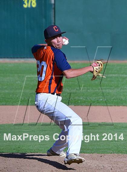 Thumbnail 3 in Central Catholic vs. Cosumnes Oaks photogallery.