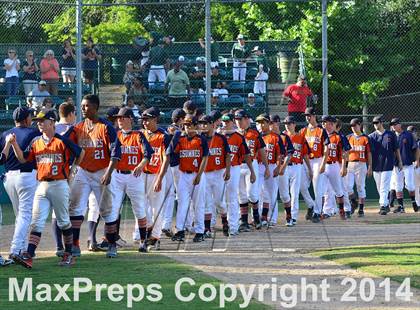 Thumbnail 3 in Central Catholic vs. Cosumnes Oaks photogallery.