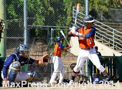 Thumbnail 3 in Central Catholic vs. Cosumnes Oaks photogallery.