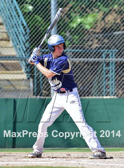 Thumbnail 1 in Central Catholic vs. Cosumnes Oaks photogallery.