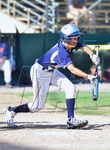 Thumbnail 1 in Central Catholic vs. Cosumnes Oaks photogallery.