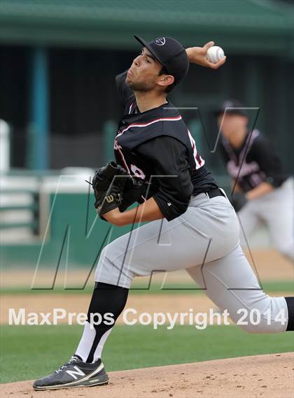Thumbnail 2 in Alta Loma vs Glendora (Battle of the Baseline League) photogallery.