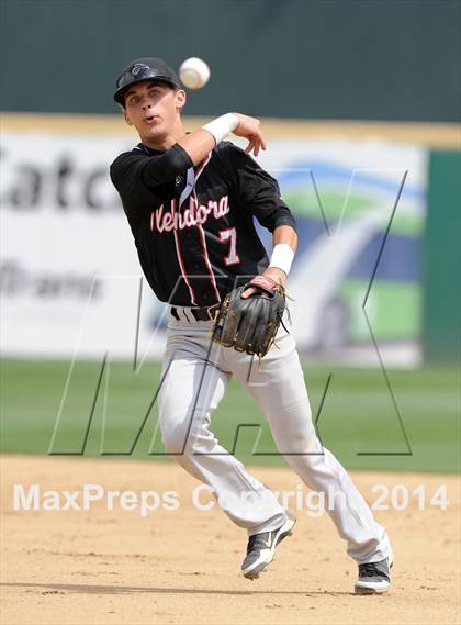 Thumbnail 1 in Alta Loma vs Glendora (Battle of the Baseline League) photogallery.