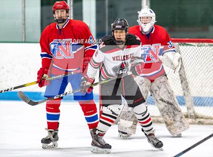 Thumbnail 2 in Natick @ Wellesley photogallery.
