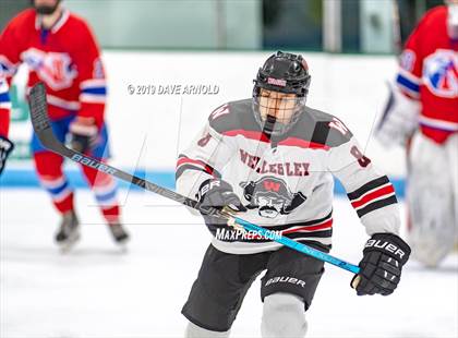 Thumbnail 1 in Natick @ Wellesley photogallery.