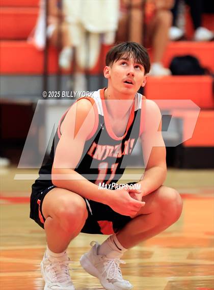 Thumbnail 1 in Grand Saline vs Mineola photogallery.