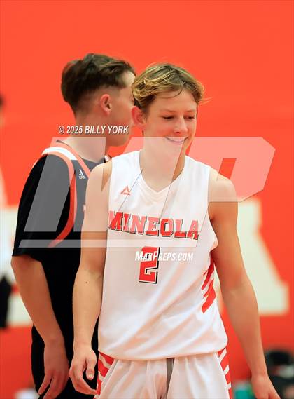 Thumbnail 1 in Grand Saline vs Mineola photogallery.